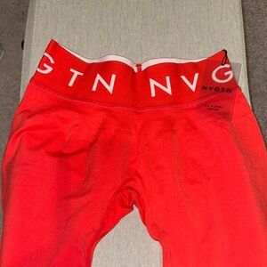 NVGTN scarlett sport seamless leggings. NWT. size medium